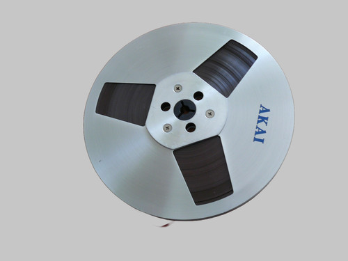 Akai metall tonbandspule - 18,